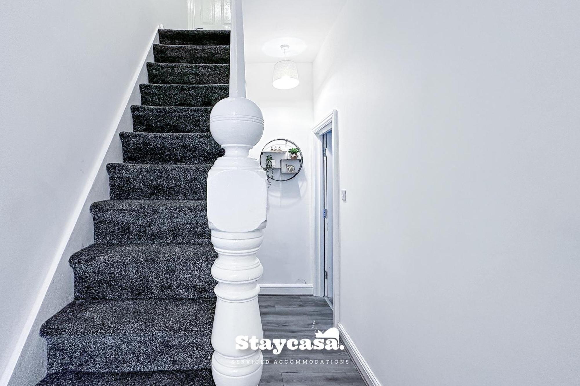 Ashfield Co-living - Private Self-cater Manchester