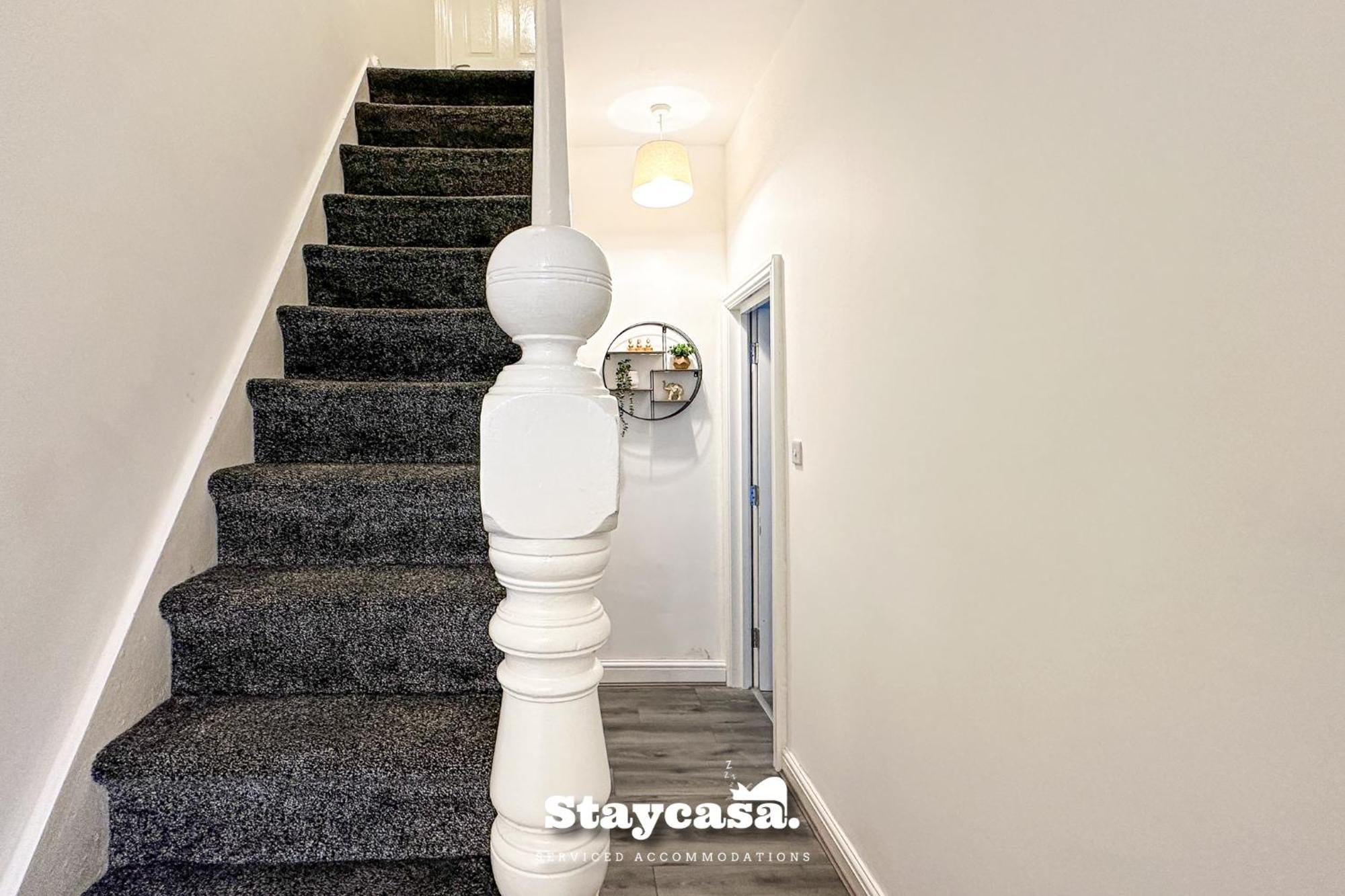 Ashfield Co-living - Private Self-cater Manchester